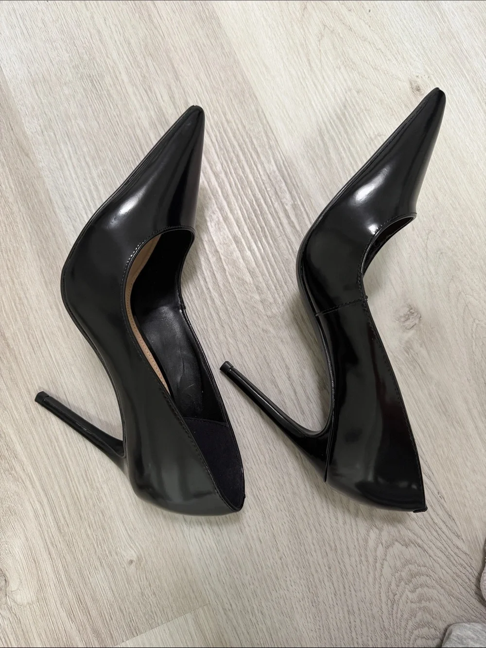 Steve Madden Noir Black Leather Pointed Toe Pumps size 8